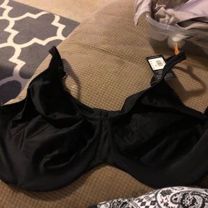 NWT Bali size 44 DD bra